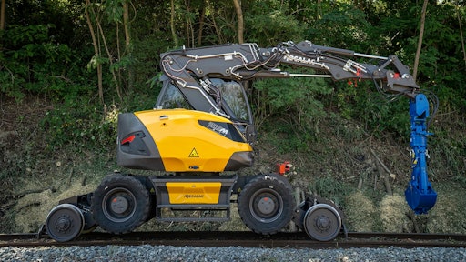 Mecalac 216 M Rail 2