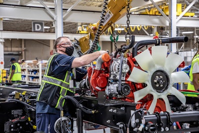 200922 Mack Md Series Production 1