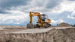 Multigrade hydraulic fluids can be a full temperature range solution, optimizing the system and reducing the need for unnecessary oil changes.