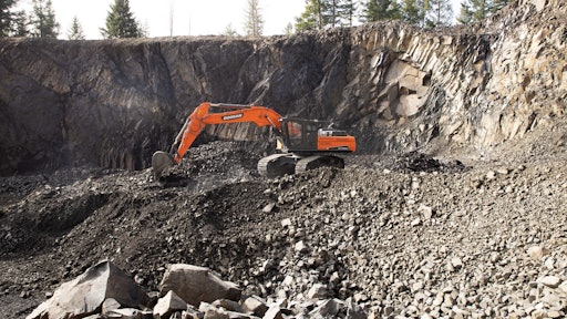 Doosan Dx380 Ll 5 Road Builder 3213