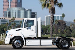 Hino Xl7 Projectz