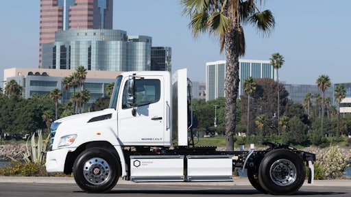 Hino Xl7 Projectz