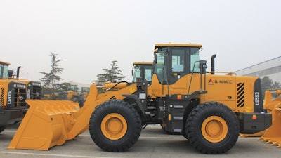 Sdlg Launches Lg953 Wheel Loader In Indonesia 02