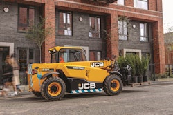 JCB’s new 525-60E all-electric Loadall telescopic handler provides the same performance as its diesel counterpart.