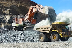 Earth Track Hitachi 1900 6 Loading Cat 777 F Lr 1080px