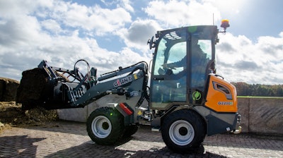 The electric G2200E with cabin