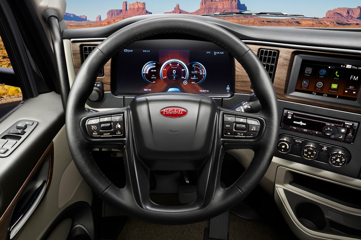New Peterbilt Model 579 Class 8 Truck Offers Improved Efficiency