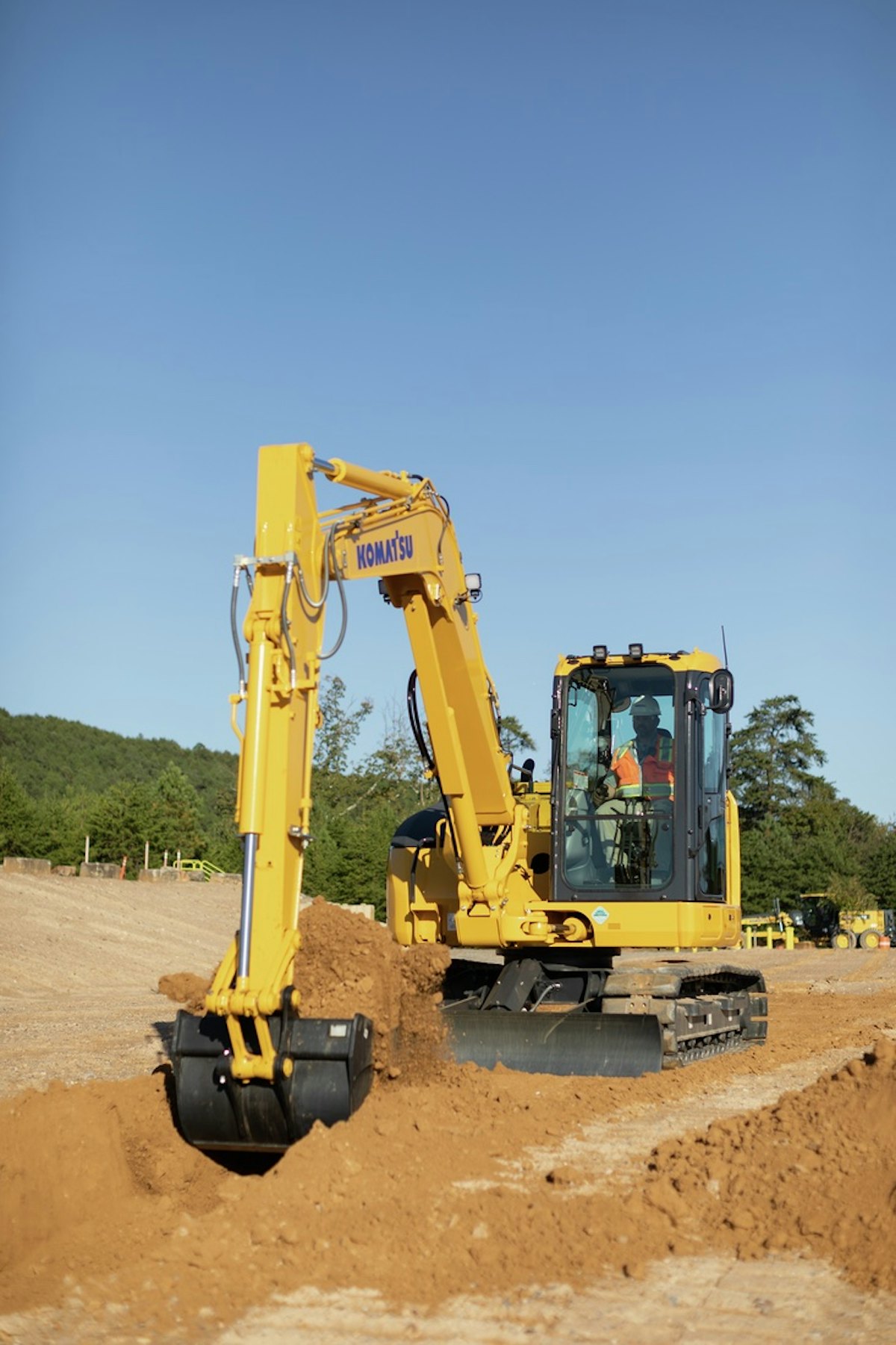 Komatsu Launches New Excavator with Faster Boom and Arm Speeds | OEM  Off-Highway
