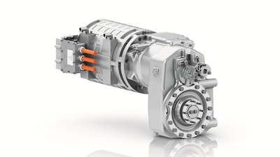 The eTRAC electric drive system for wheeled excavators features a voltage of 650V DC.