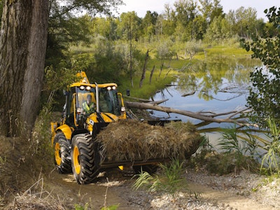 4CX PRO backhoe loader