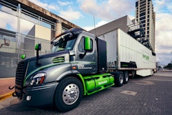 The Hyliion Hypertruck ERX (Electric Range Extender) combines a fully electric drivetrain and a natural gas-powered onboard generator for battery recharging.