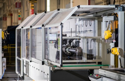 Integrated testing on the assembly stand ensures efficient throughput times.