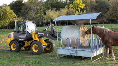 Workers – and animals - enjoy the zero emissions and low noise levels of Volvo CE’s L25 Electric compact wheel loader.