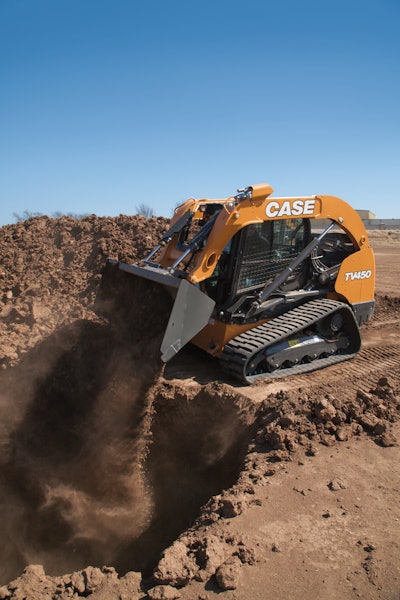 The large-frame, 90-hp TV450 offers contractors an operating capacity of 4,500 lb. at 50% tipping load to easily manage full pallets of pavers, forestry work, high-powered attachments or any demanding loader work that's looking for the low ground pressure and stability of a CTL.