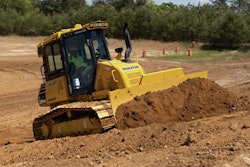 Komatsu D39 P Xi 24 Working