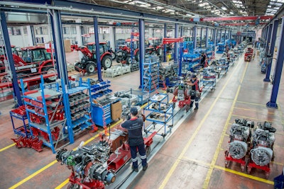 The ASKO Group will switch its construction and agricultural machinery almost entirely to sustainable DEUTZ engines.