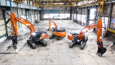 Hitachi Construction Machinery Dissolves Joint Venture With Deere, Outlines Bold Vision For Hcma In The Americas 02