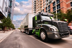 Hypertruck Electric Range Extender (ERX) combines a fully electric drivetrain and a natural gas-powered onboard generator to recharge the battery and ensure optimal range.