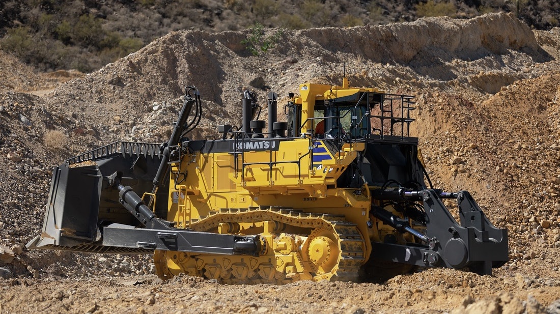 New Komatsu D475A-8 Dozer Provides More Production and Longer Life | OEM  Off-Highway