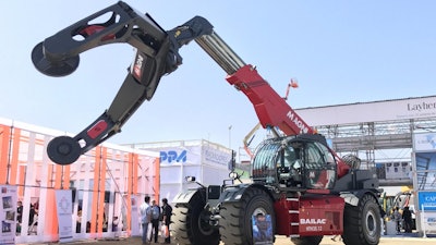Magni Tire Handler