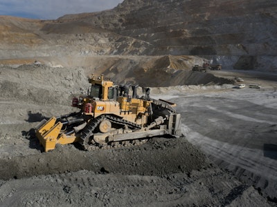 Improvements to the drivetrain, hydraulic and cooling systems of the Cat D10 dozer reduce fuel consumption by up to 4%.