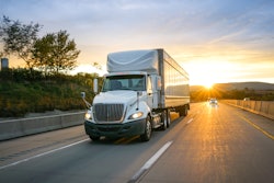 Preliminary Class 8 orders for September show a decline due in large part to ongoing supply chain disruptions.