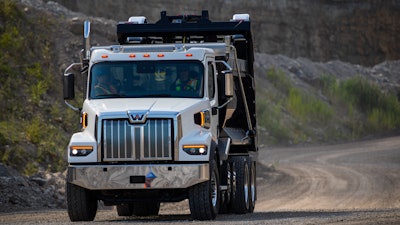 Western Star 47 X A5 A6296 614cecd576cdc