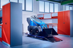 ELEO and Conmeq have signed a new long-term agreement regarding the supply of ELEO battery systems for Conmeq’s fully-electric AS15 skid-steer loader.