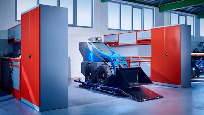 ELEO and Conmeq have signed a new long-term agreement regarding the supply of ELEO battery systems for Conmeq’s fully-electric AS15 skid-steer loader.