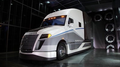 DTNA's first SuperTruck demonstration vehicle which achieved over a 115% freight efficiency improvement.