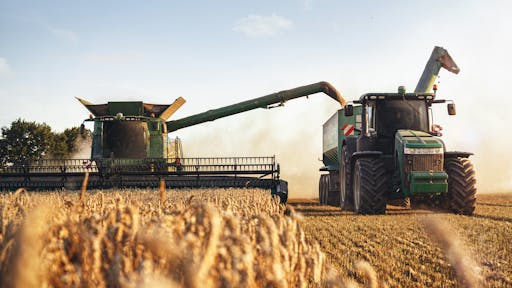 Tractor and combine sales in the U.S. grew once again in November 2021.