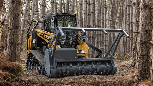 The RT-135/RT-135 Forestry builds on the powerful foundation of the RT-120, delivering 10% more horsepower and the highest hydraulic flow of any compact track loader.