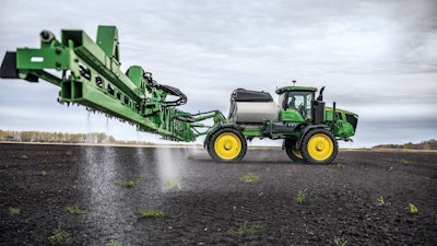 See & Spray Select uses advanced camera and control technology to differentiate color on fallow ground, detects weeds, and spot sprays them.