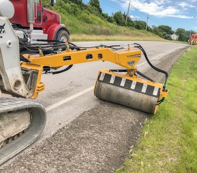 Road Widener Offset Vibratory Roller