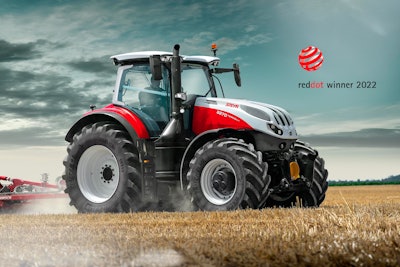 The STEYR Terrus CVT tractor won the Red Dot Design Award.
