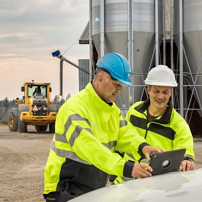 Using advanced telematics allows fleet managers or machine owners to react to critical situations faster and more accurately.