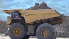 Customized truck bodies designed for the mine’s specifications increase loading safety and reduce the potential for loading damage by ensuring that the width is correctly paired with the loading tool.