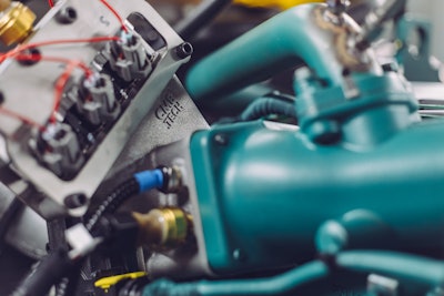 The dual-fuel hydrogen engine