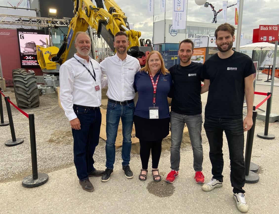 The Moog Construction team and Editor Lori Ditoro during bauma 2022