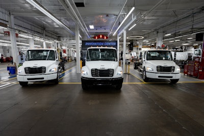 Freightliner4[1]