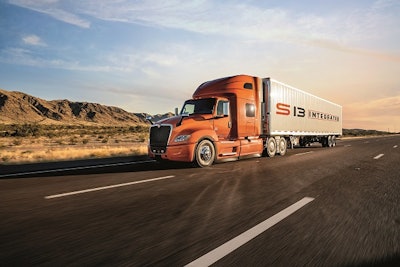 Nav International Lt Series On Road With S13 Integrated Full Tractor Trailer 400x