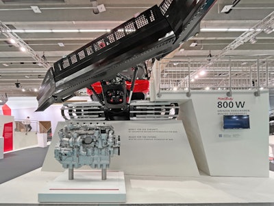 The MAN H4576 hydrogen engine at Interalpin 2023 as a possible solution for a locally CO2-free drive in the PistenBully 800 from Kässbohrer Gelän-defahrzeuge AG.