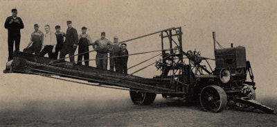 Hello, OSHA? Stroud demonstrated the superior balance of its graders by gathering 1,600 pounds worth of employees on the carrier. In operation, it would never have to bear that much weight. The grader also shows Stroud’s placement of the engine, opposite the carrier. (Stroud Road Machinery Company Bulletin 338, HCEA Archives)