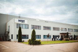 The Balș plant, which covers up to 15,000 square meters, will primarily produce filters for the 'Filtration for Home and Profession' sector, i.e. for cleaning appliances and power tools in the private and professional sectors.