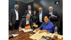 DEUTZ CEO Dr. Sebastian C. Schulte and Mallika Srinivasan, Chairman & Managing Director of TAFE Motors, signing the cooperation agreement.