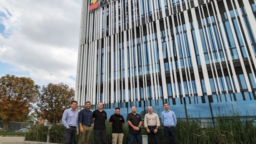 Flash Battery CEO Marco Righi, together with CTO Alan Pastorelli and COO Filippo Di Gregorio with the US technical team, visiting the Italian headquarters.