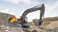 Ooh2411 Web Img Volvo Ce 260300 Excavator