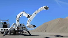 The rear-mounted TM16160/28000 tire manipulator provides exceptional handling capability with +80-degree to -24-degree articulation, 315-degree rotation and a clamping width of up to 401 cm (158 inches).