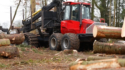 12 Oem Bkt Forestech 1600x900px (1)