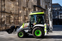 Hydrogen+backhoe+loader+in+vienna+news
